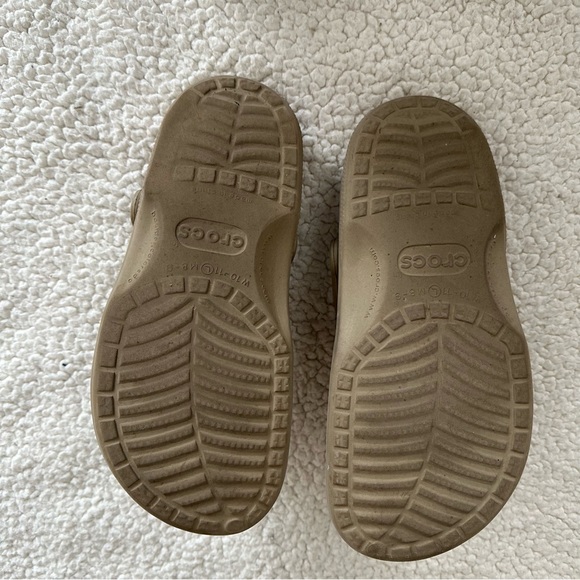 Crocs men’s classic clog sandals size 8-9 - Picture 2 of 5